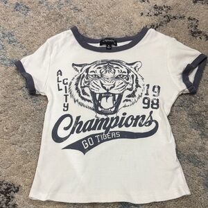 Originality Women’s White and Gray Tiger Tee